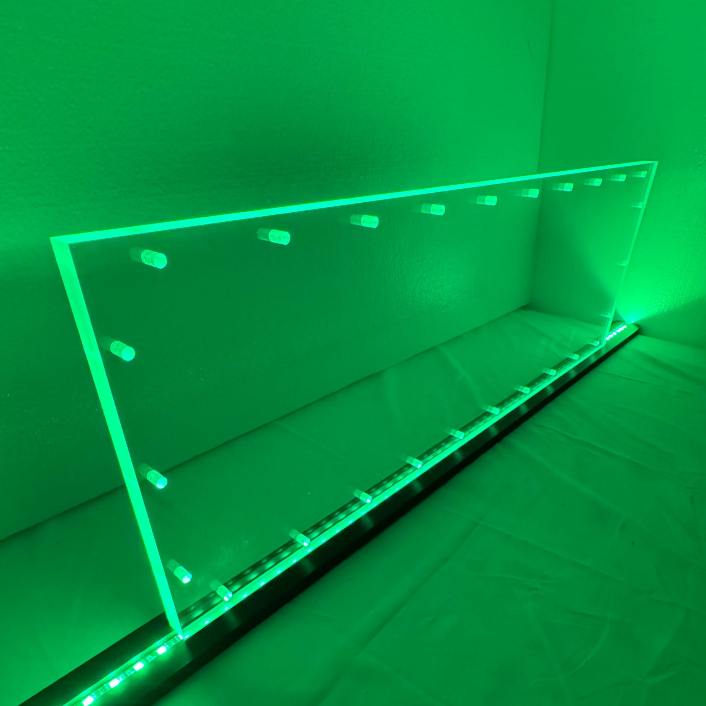 Sound Authority Plexiglass - 30