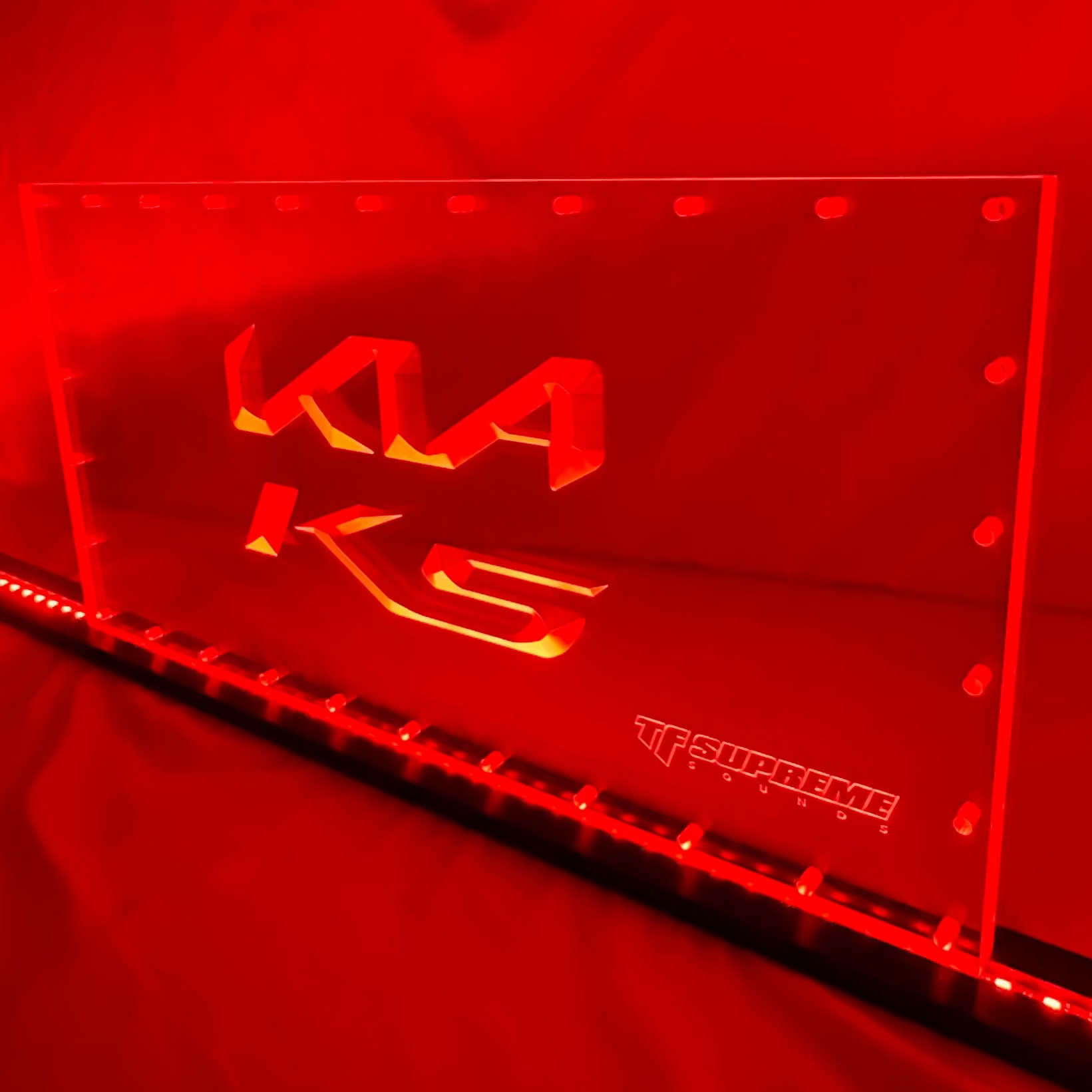 Sound Authority Plexiglass - 20