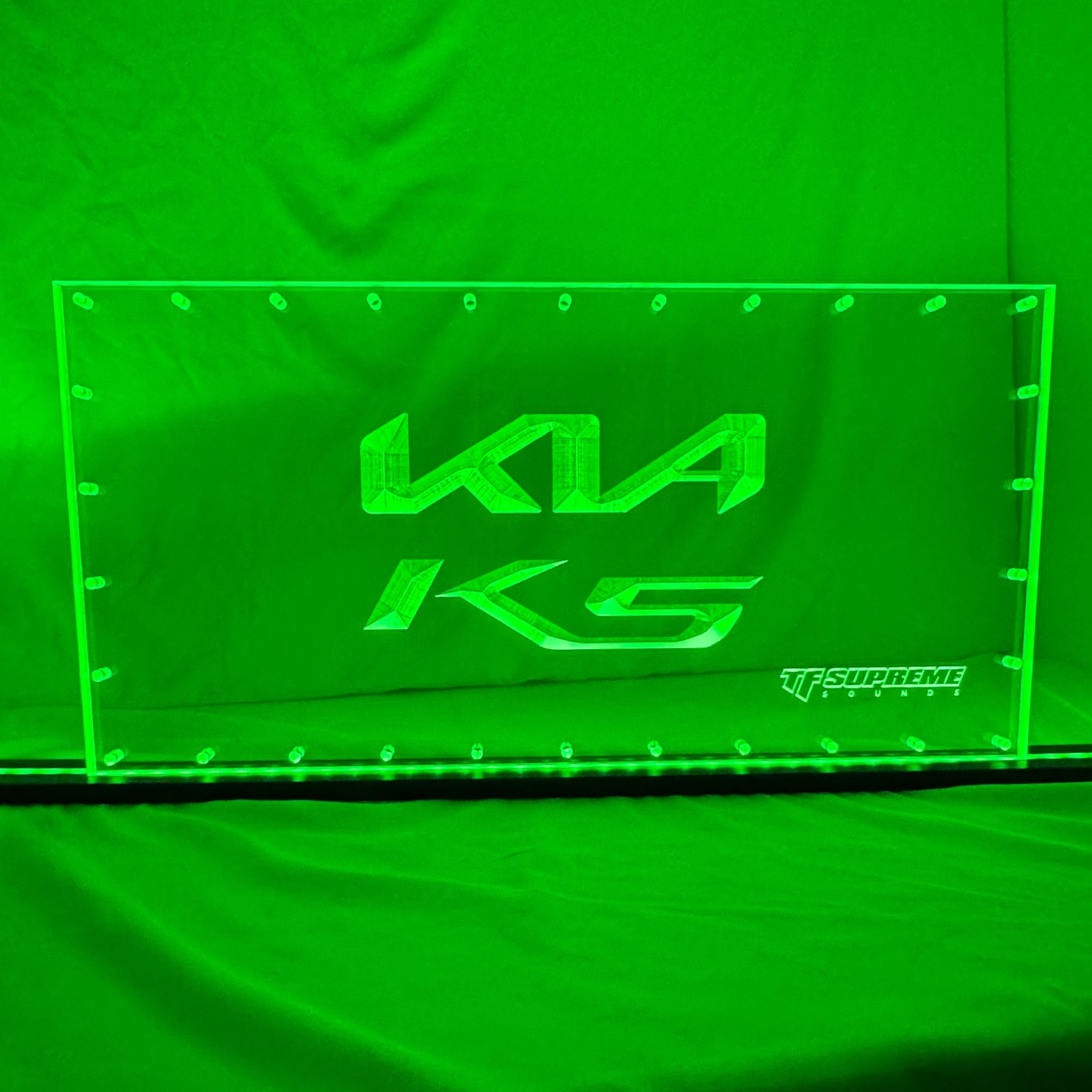 Sound Authority Plexiglass - 20