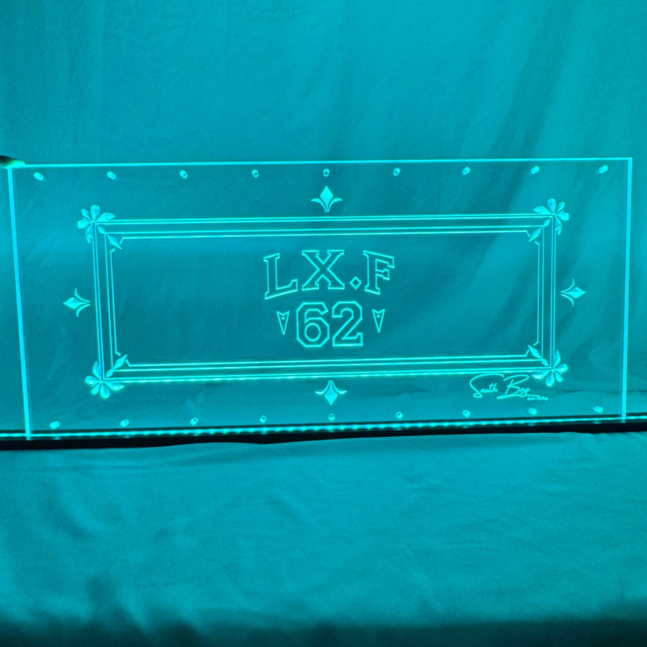 Sound Authority Plexiglass - 30