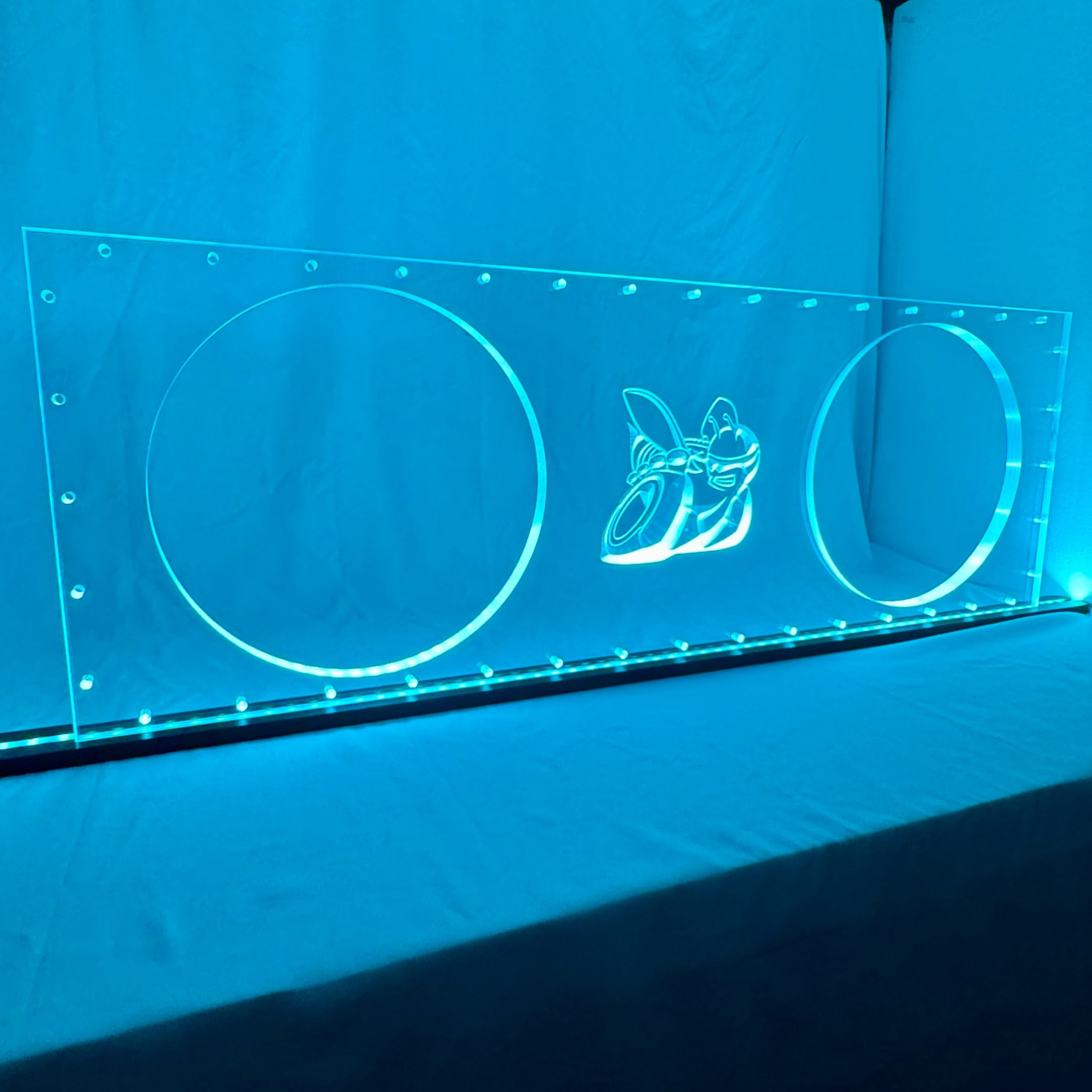 Sound Authority Plexiglass - 36