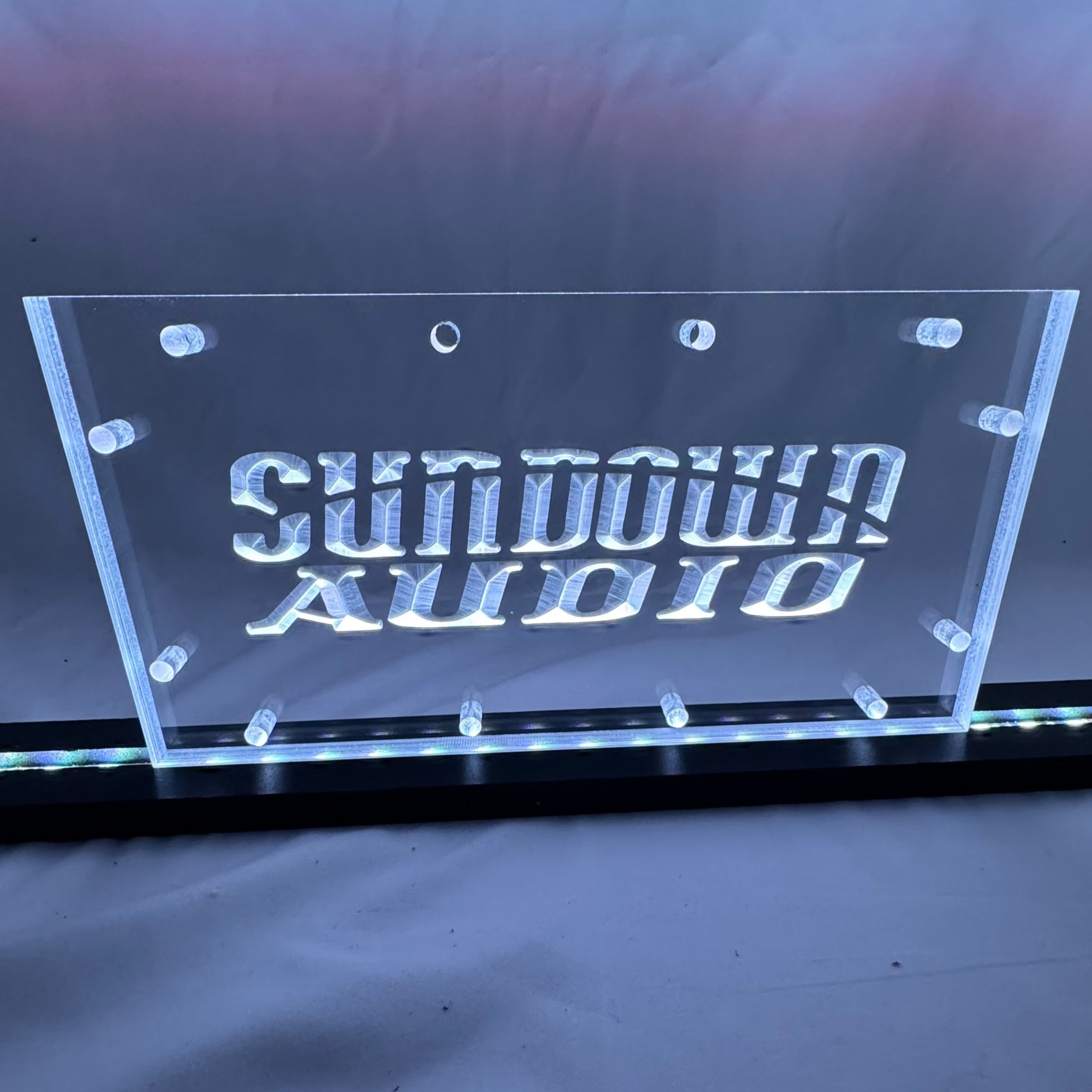 Sound Authority Plexiglass - 10