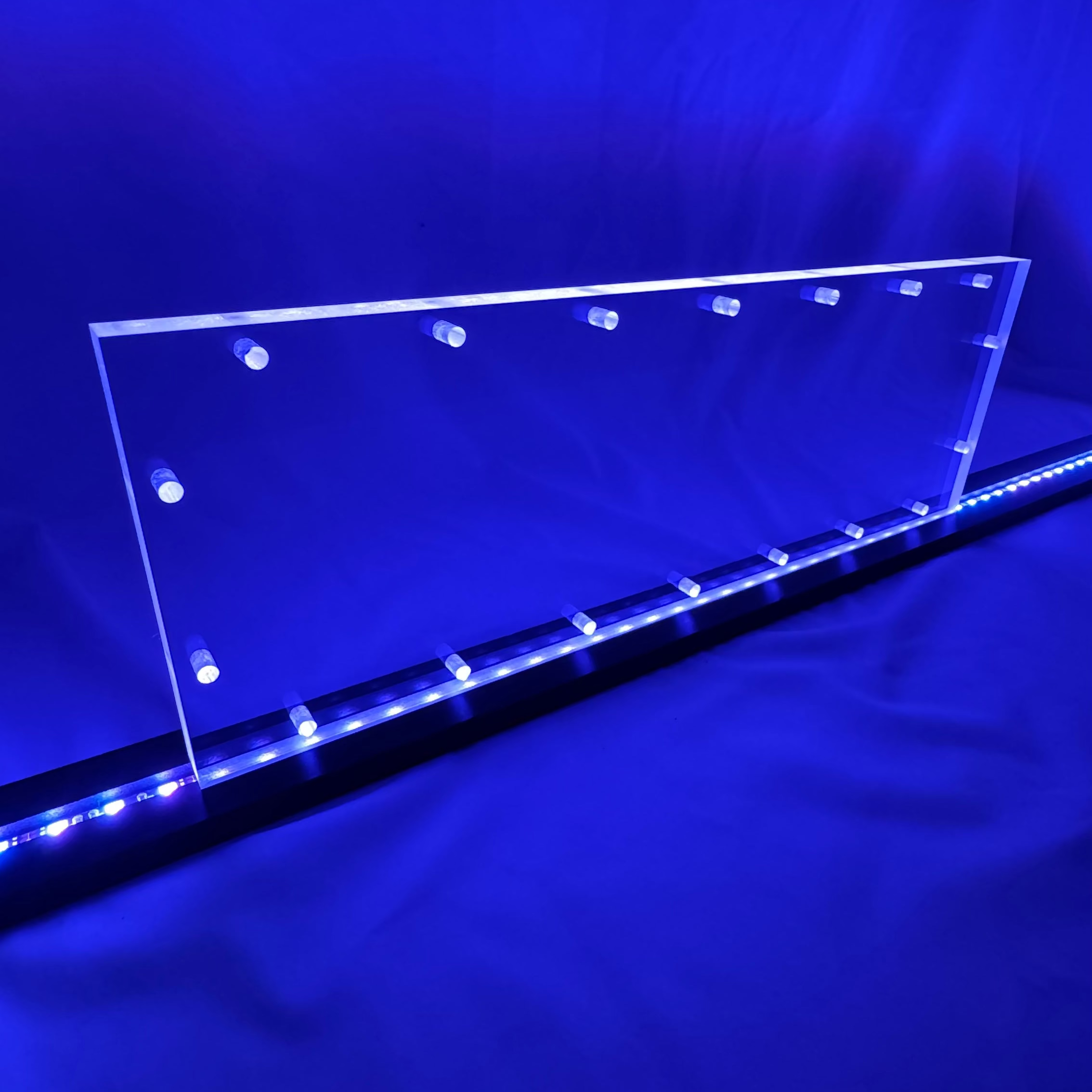 Sound Authority Plexiglass - 18