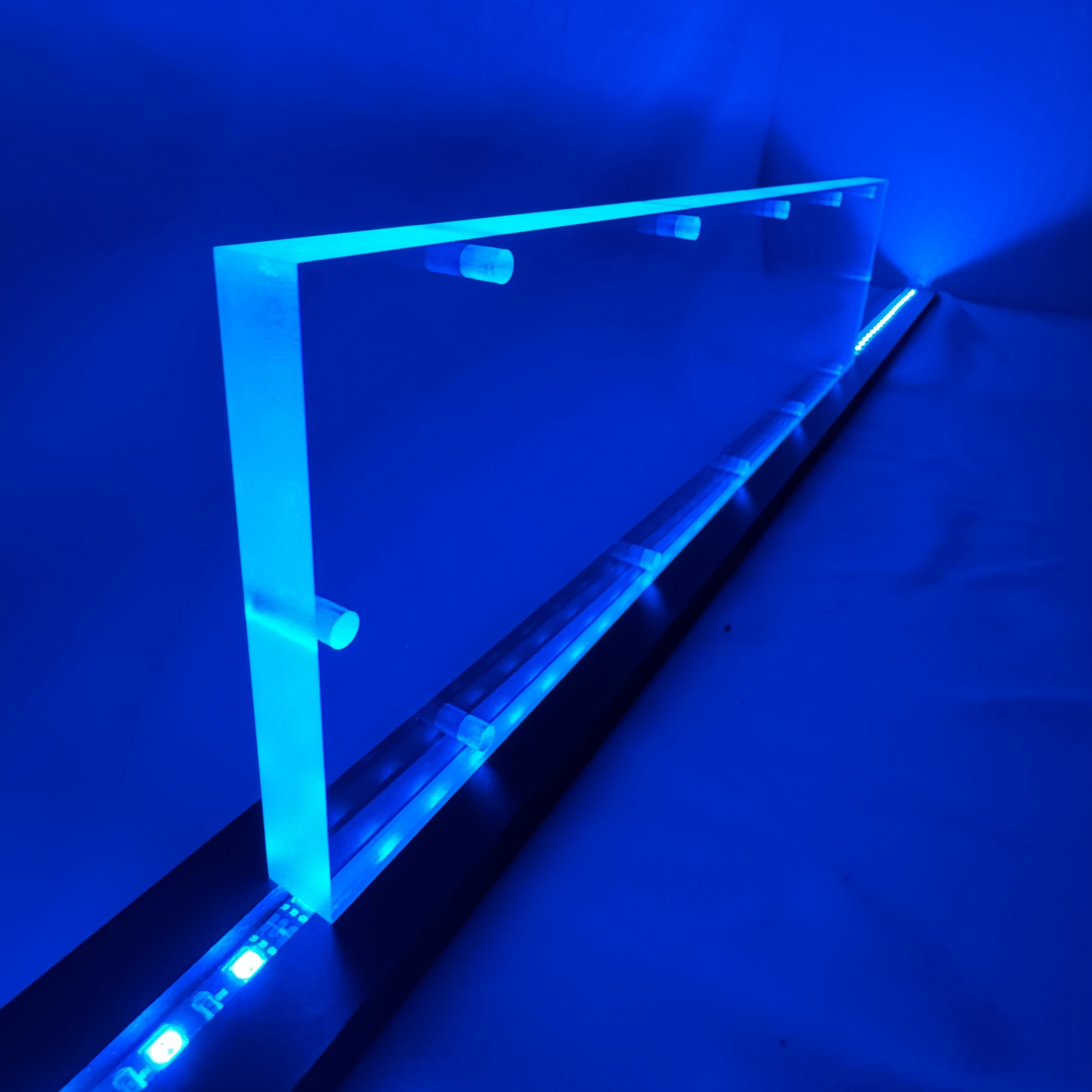 Sound Authority Plexiglass - 20