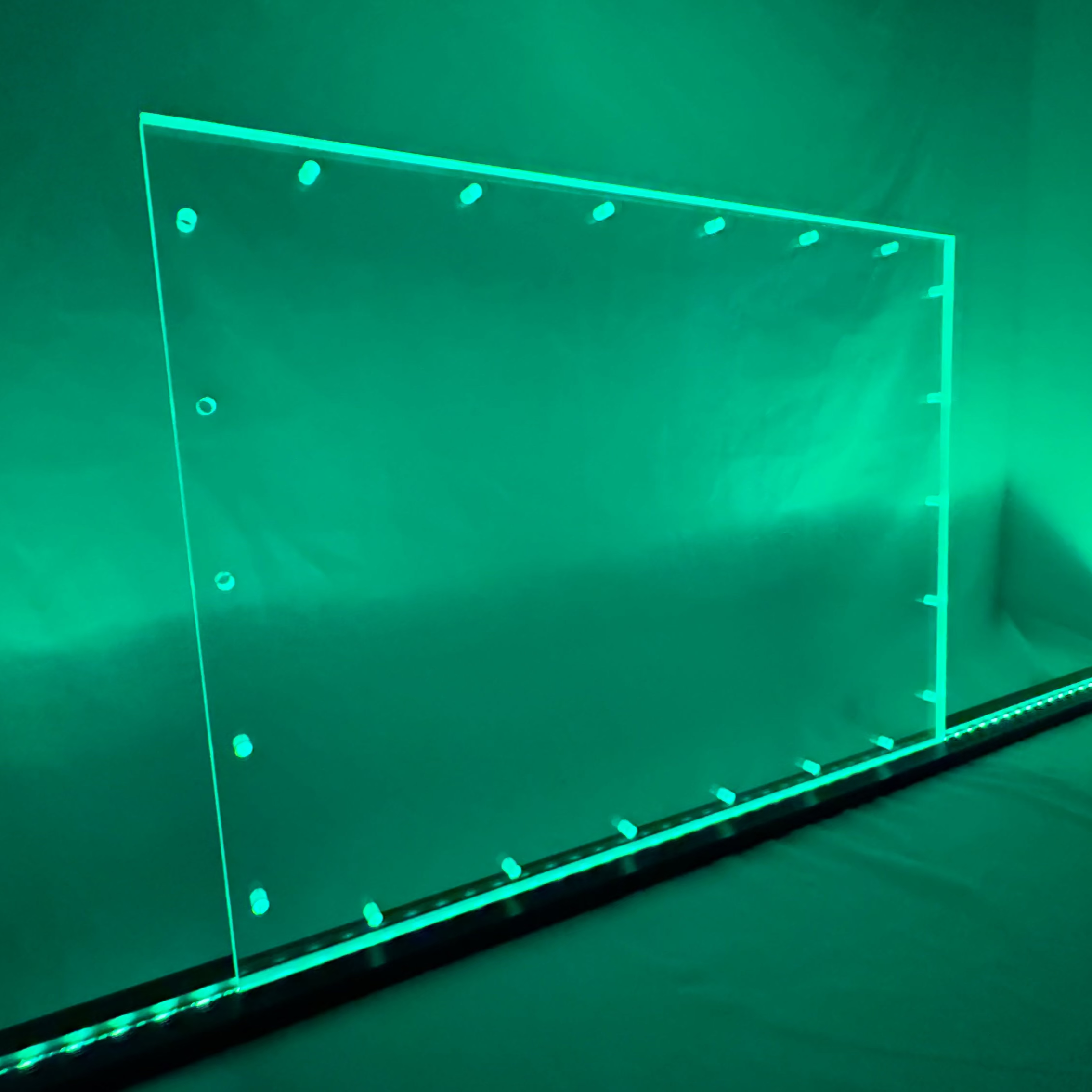 Sound Authority Plexiglass - 20