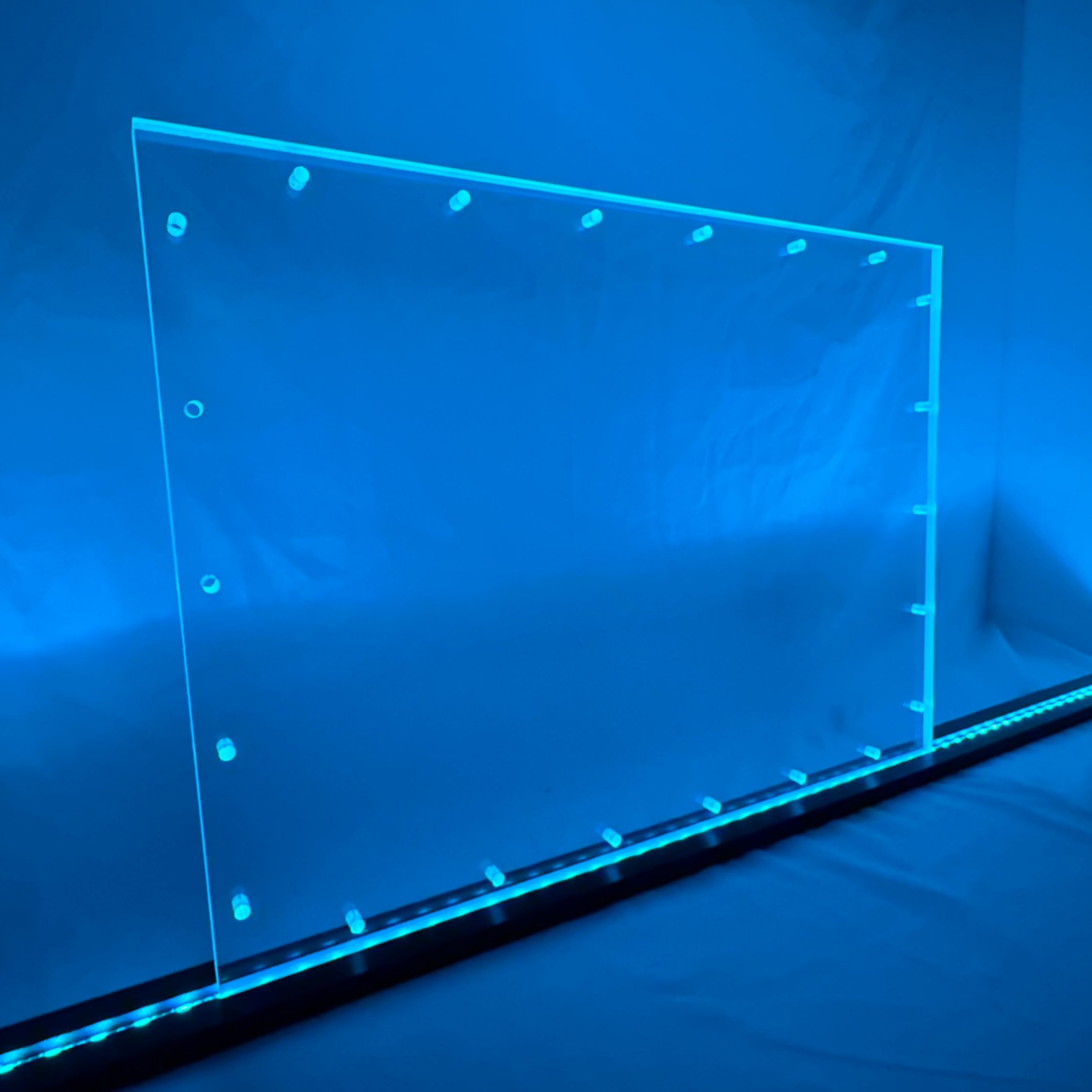 Sound Authority Plexiglass - 20