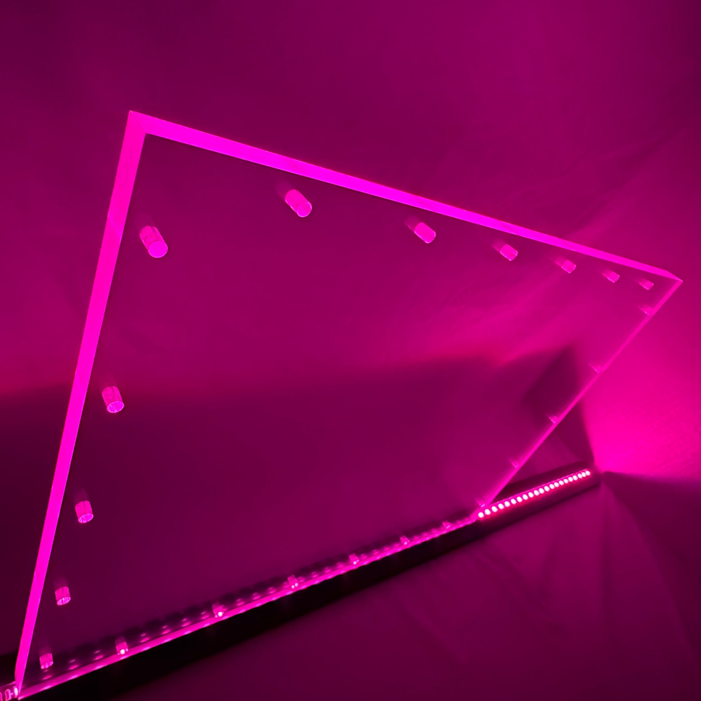 Sound Authority Plexiglass - 20