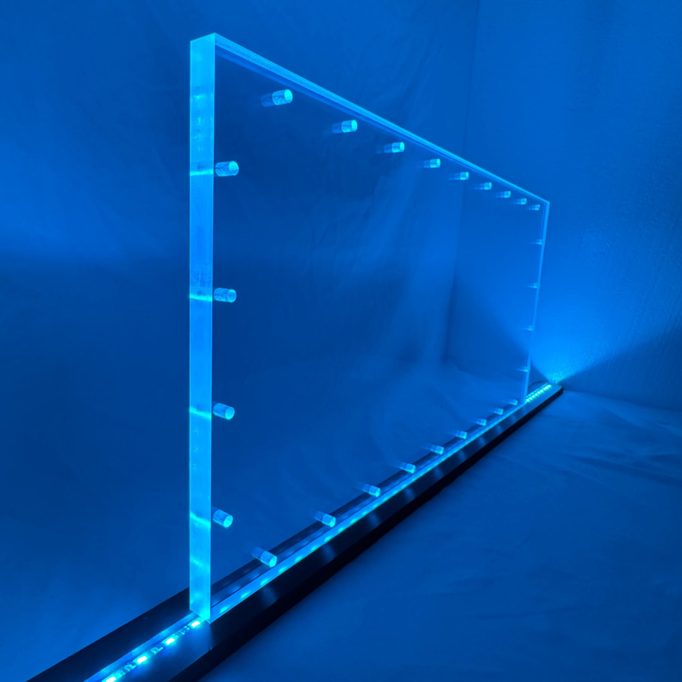 Sound Authority Plexiglass - 24