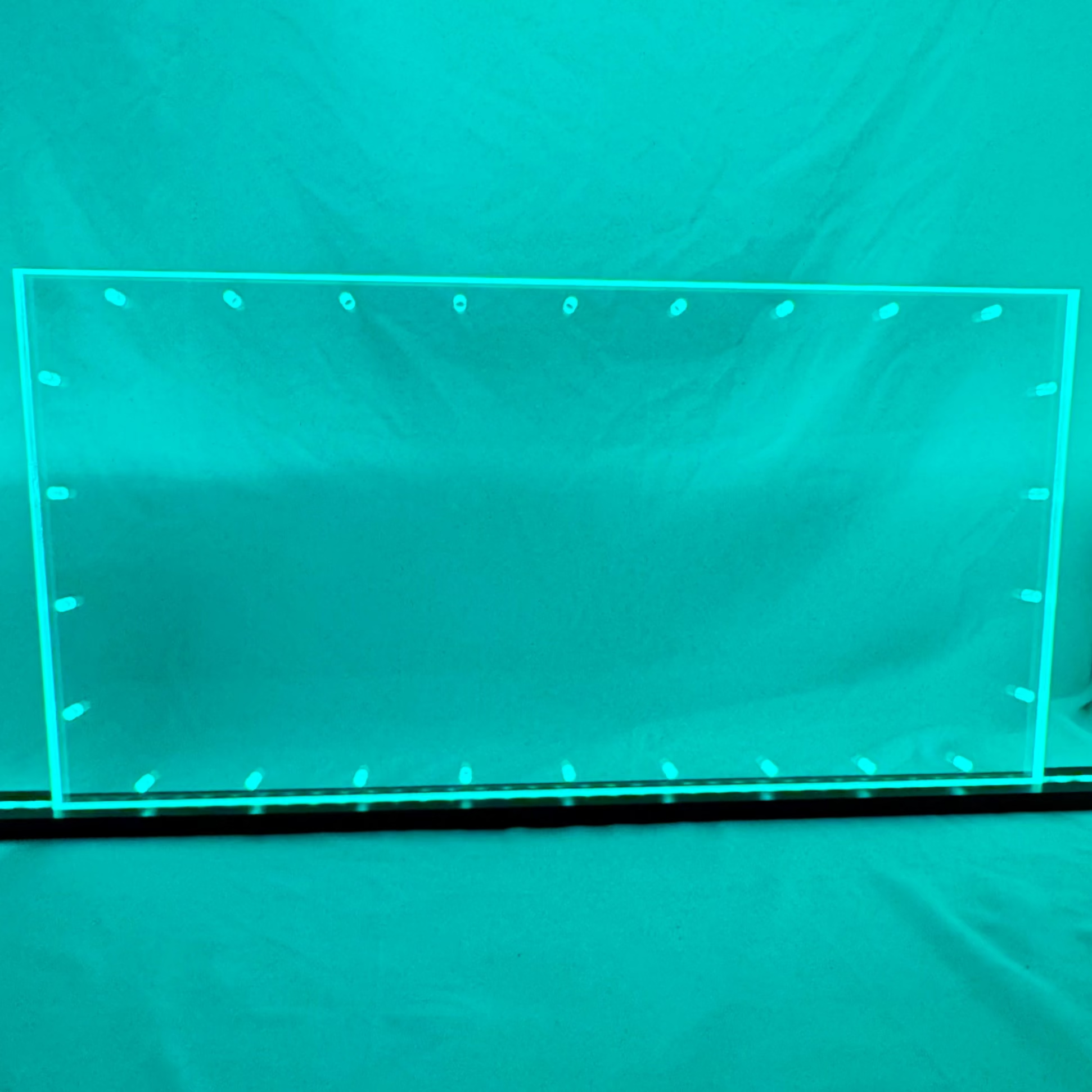 Sound Authority Plexiglass - 24