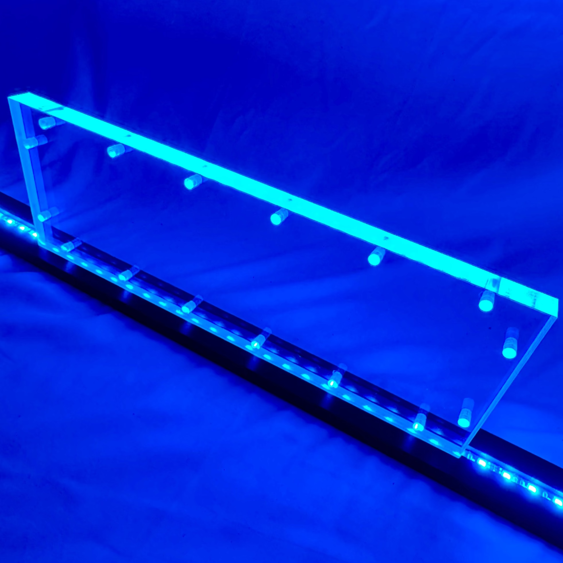 Sound Authority Plexiglass - 15