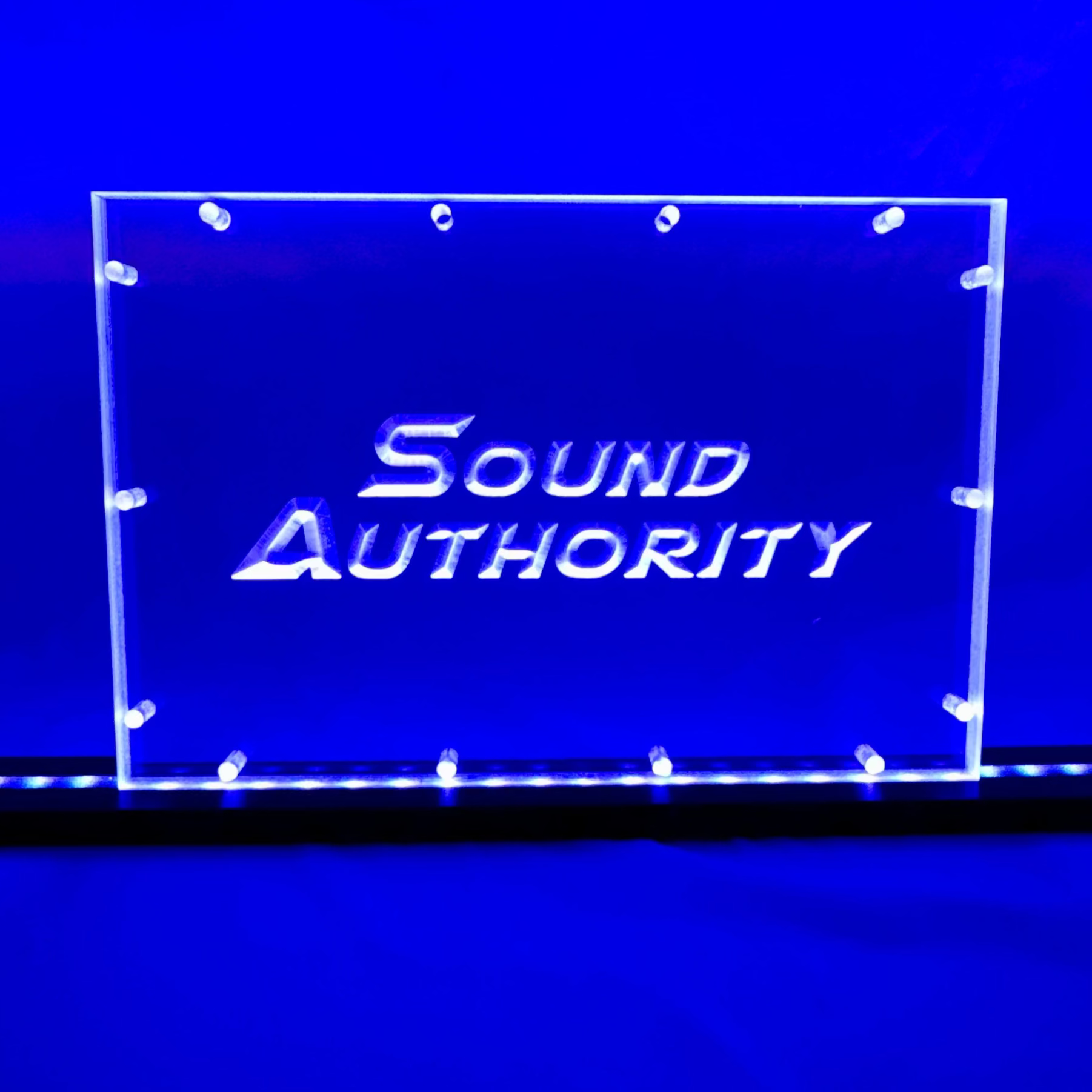 Sound Authority Plexiglass - 12