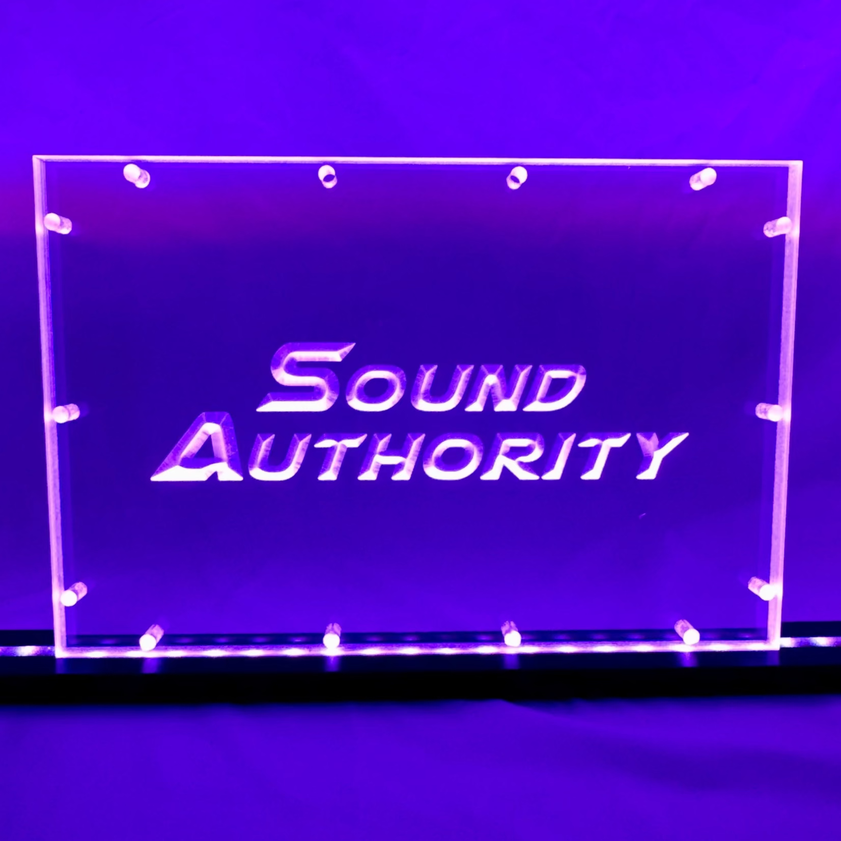 Sound Authority Plexiglass - 12