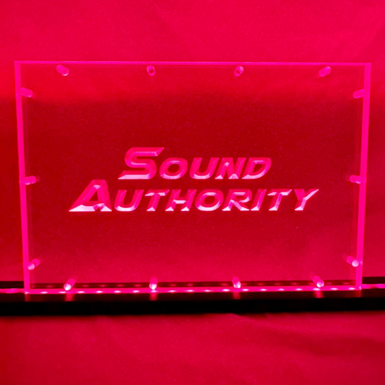 Sound Authority Plexiglass - 12