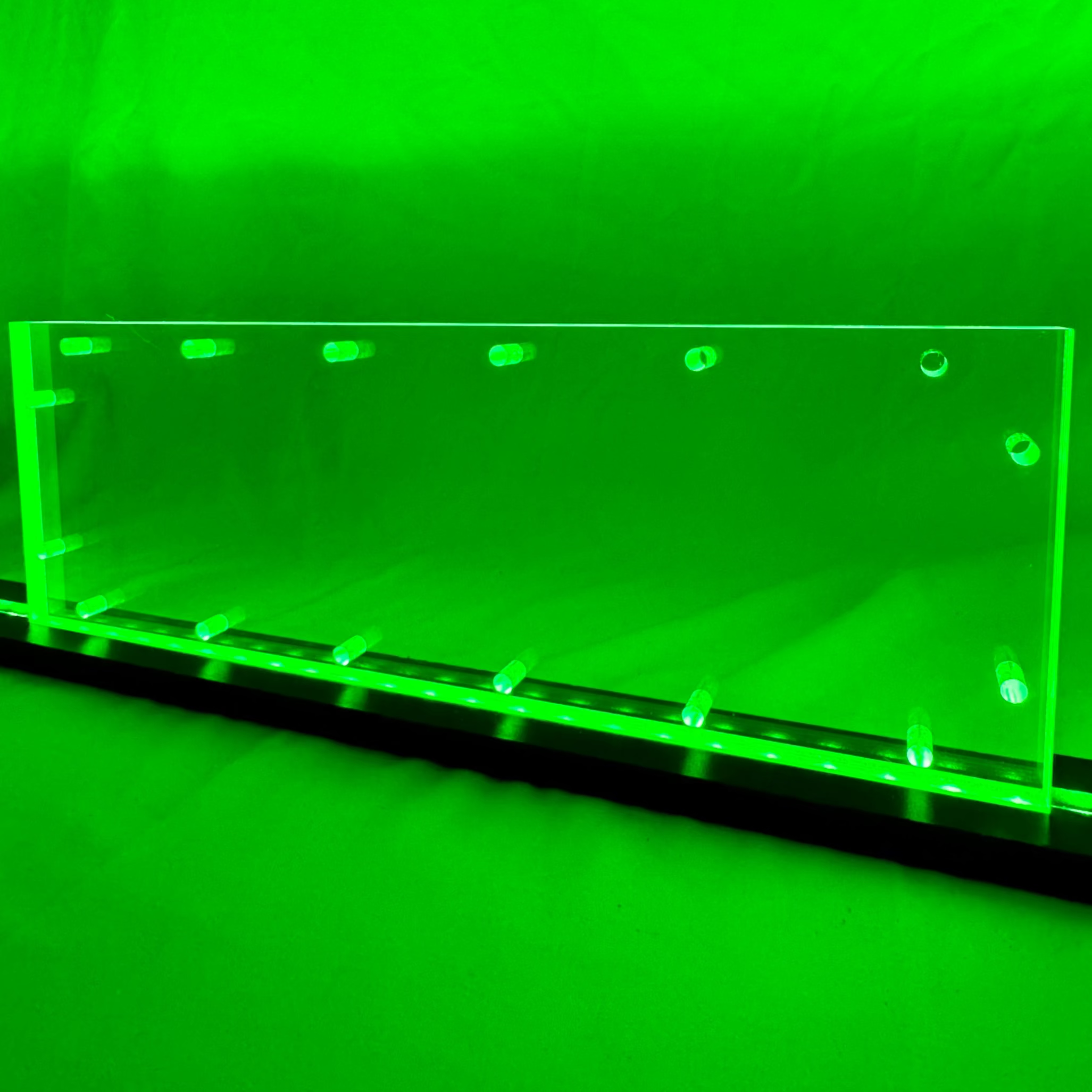 Sound Authority Plexiglass - 15