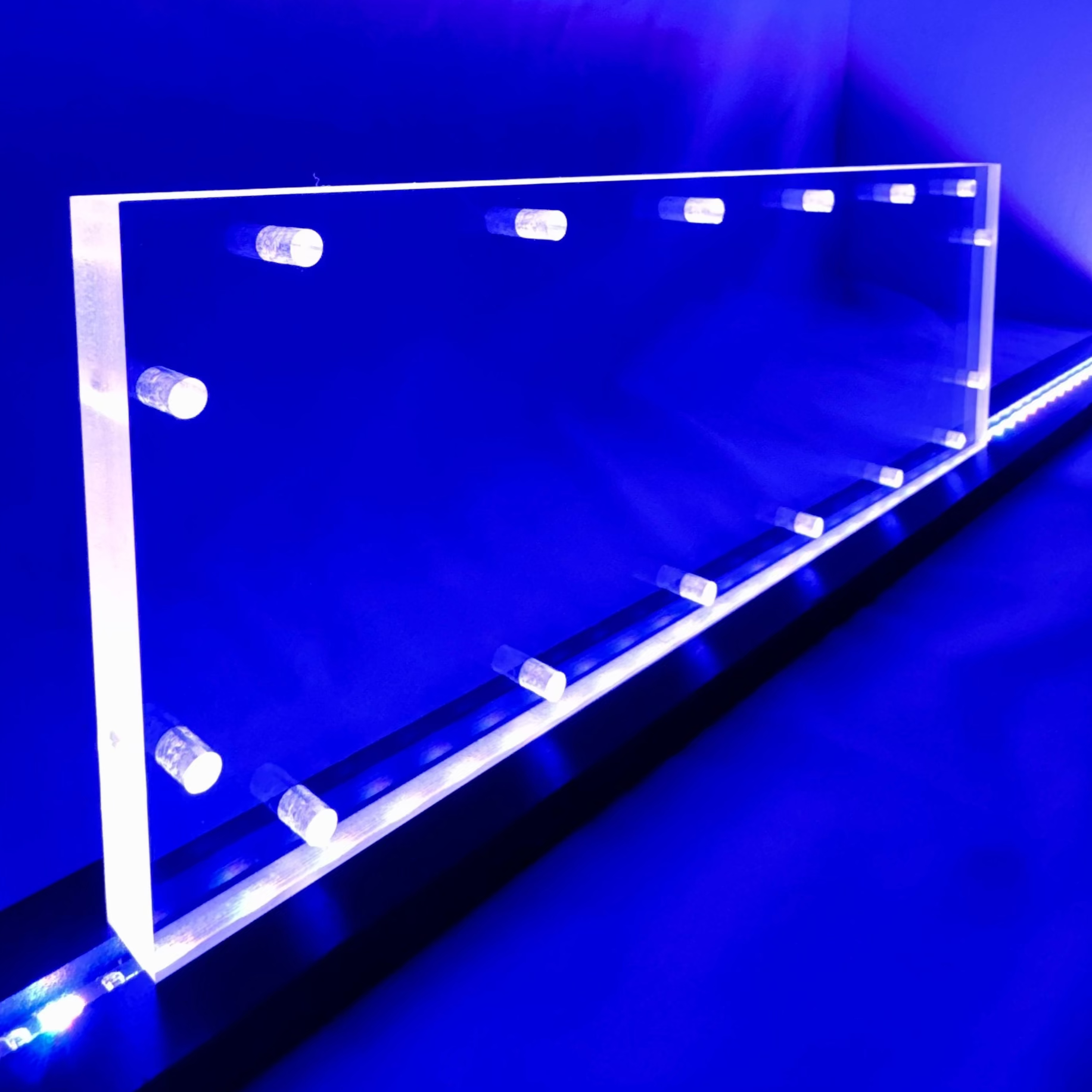 Sound Authority Plexiglass - 15