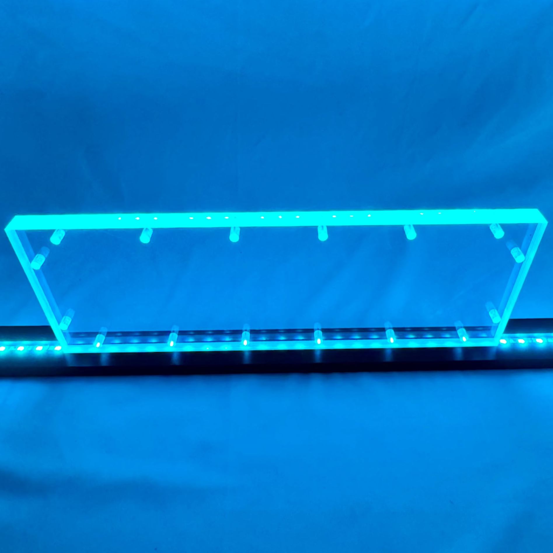 Sound Authority Plexiglass - 15