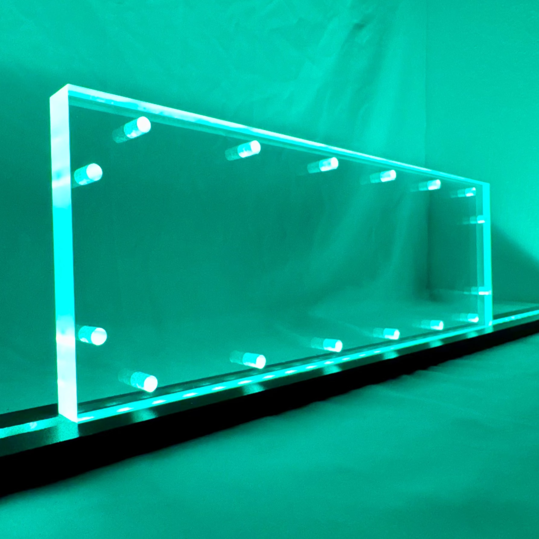 Sound Authority Plexiglass - 15