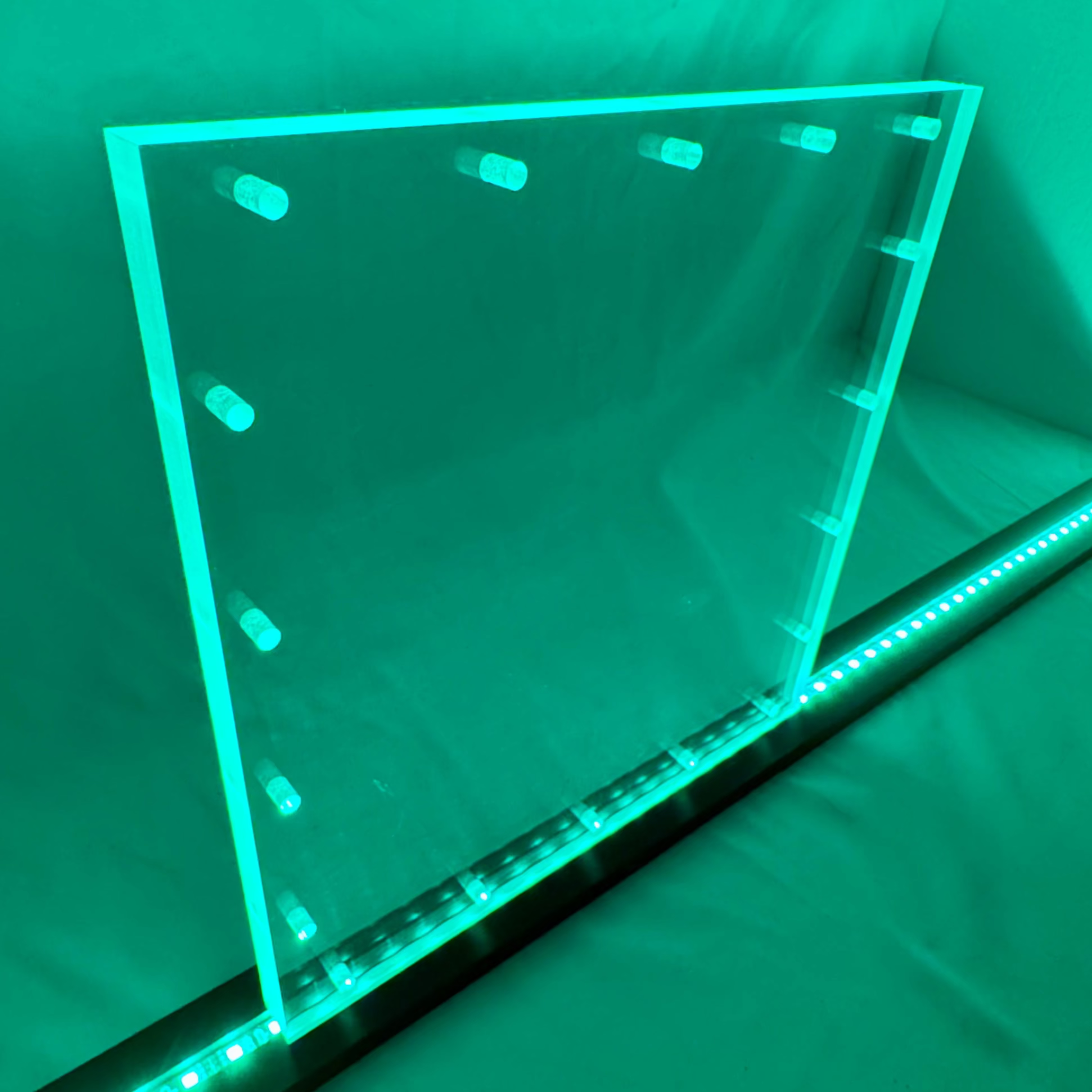 Sound Authority Plexiglass - 12