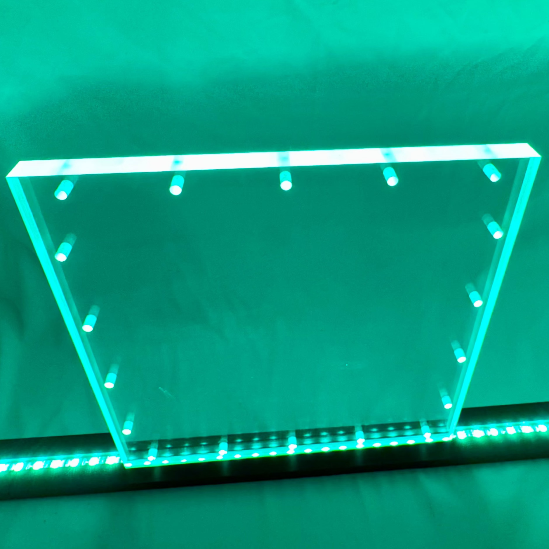 Sound Authority Plexiglass - 12