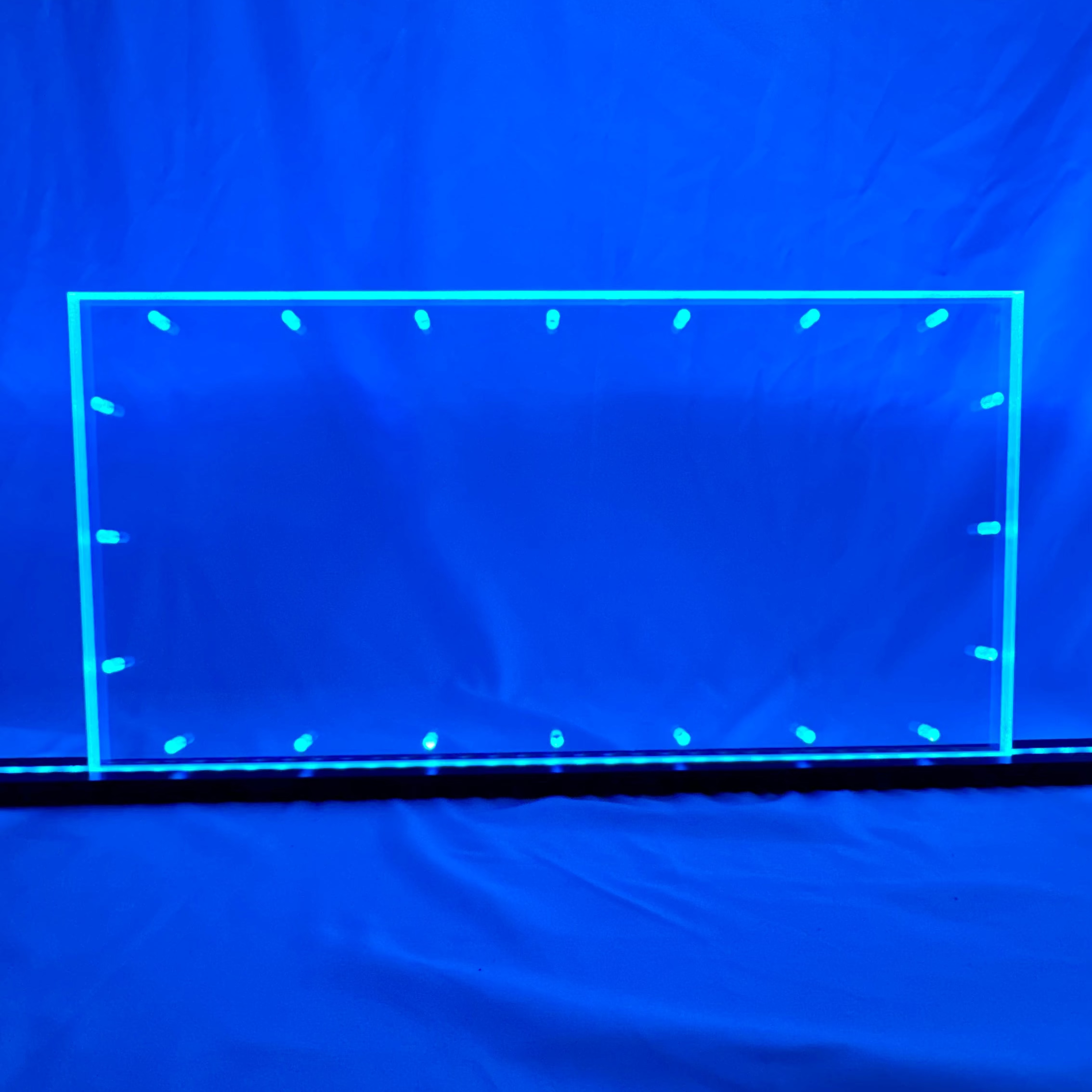 Sound Authority Plexiglass - 20