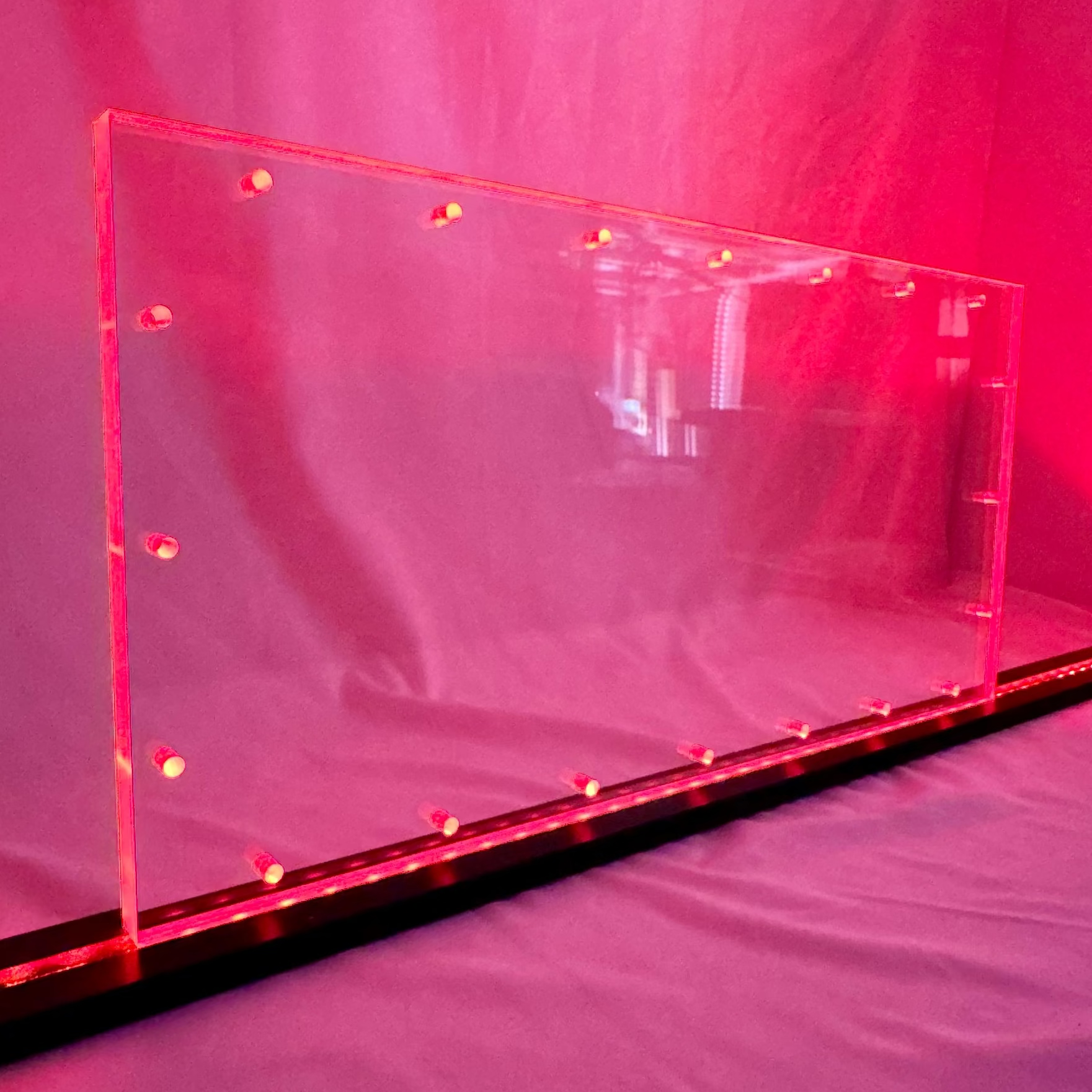 Sound Authority Plexiglass - 20