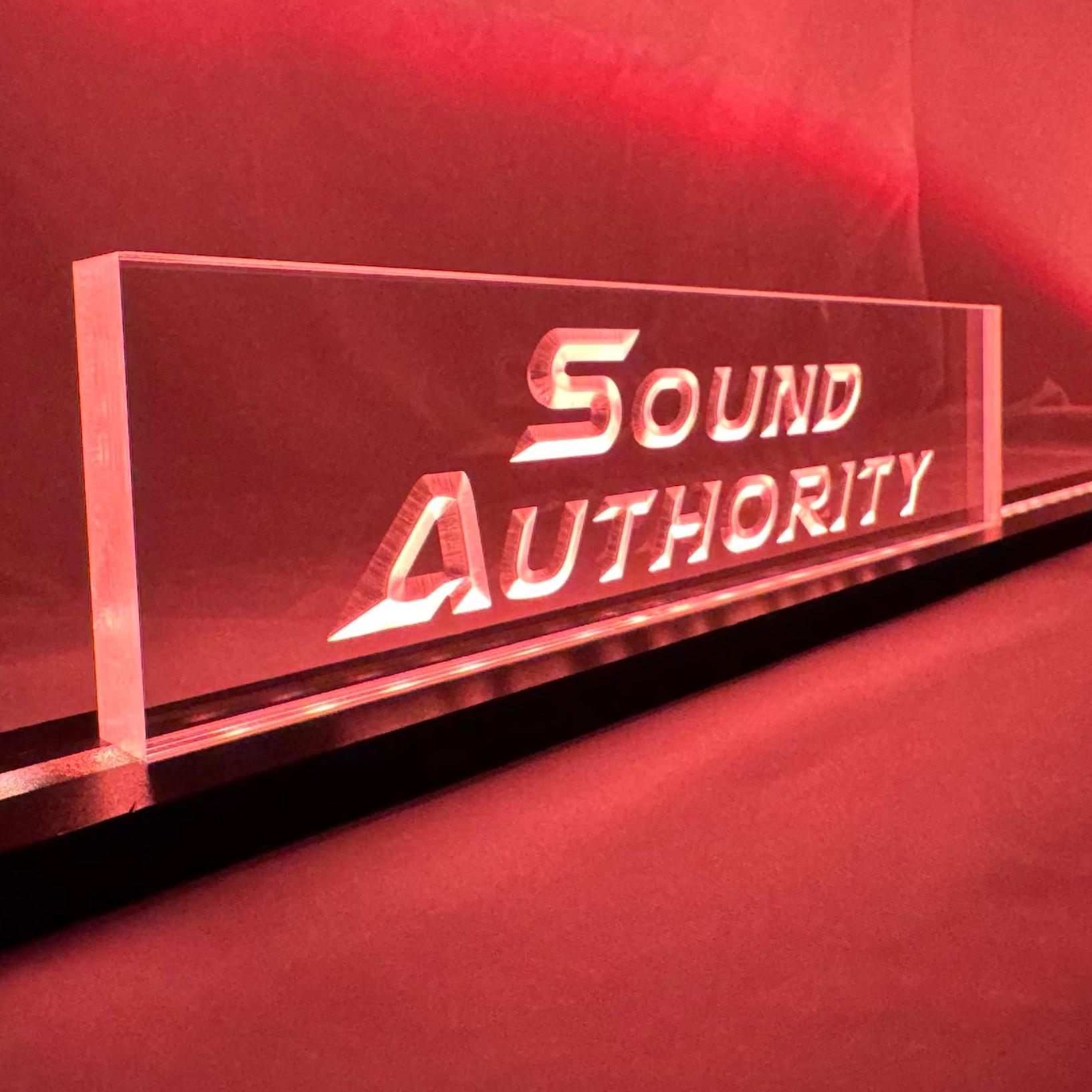Sound Authority Plexiglass - 12