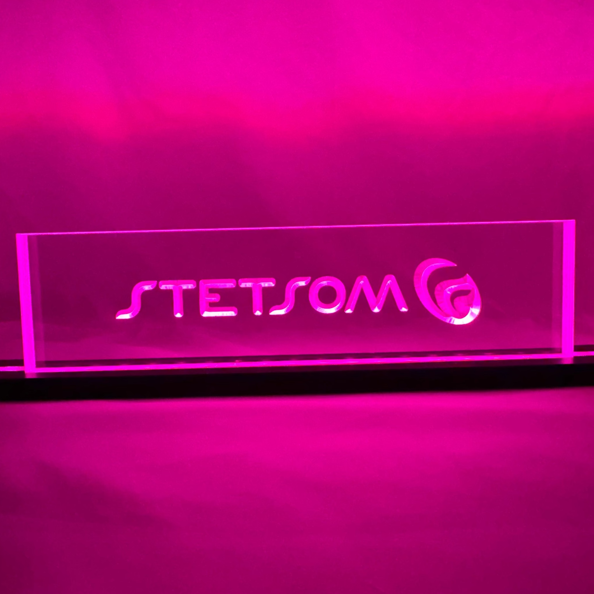 Sound Authority Plexiglass - 12