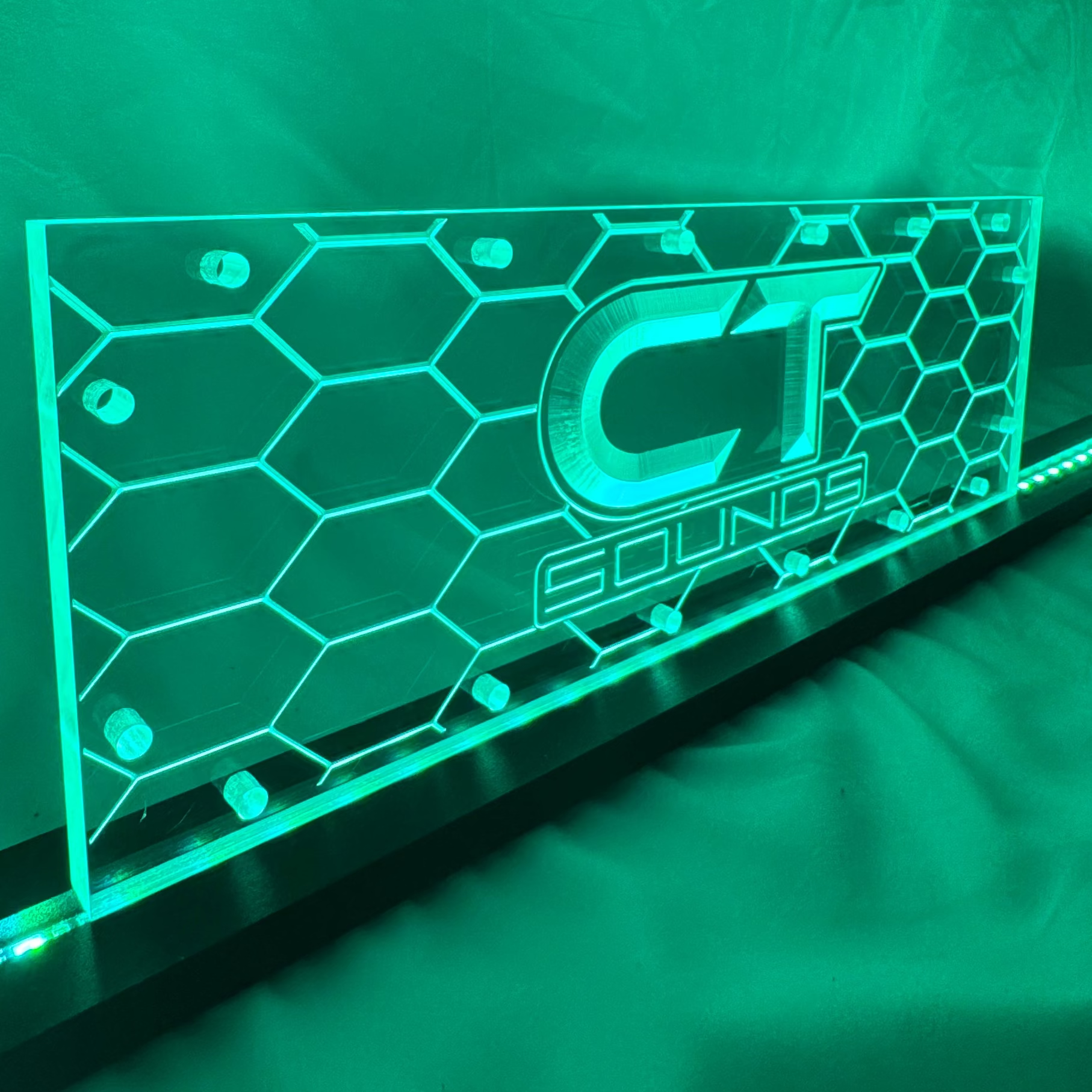 Sound Authority Plexiglass - 15