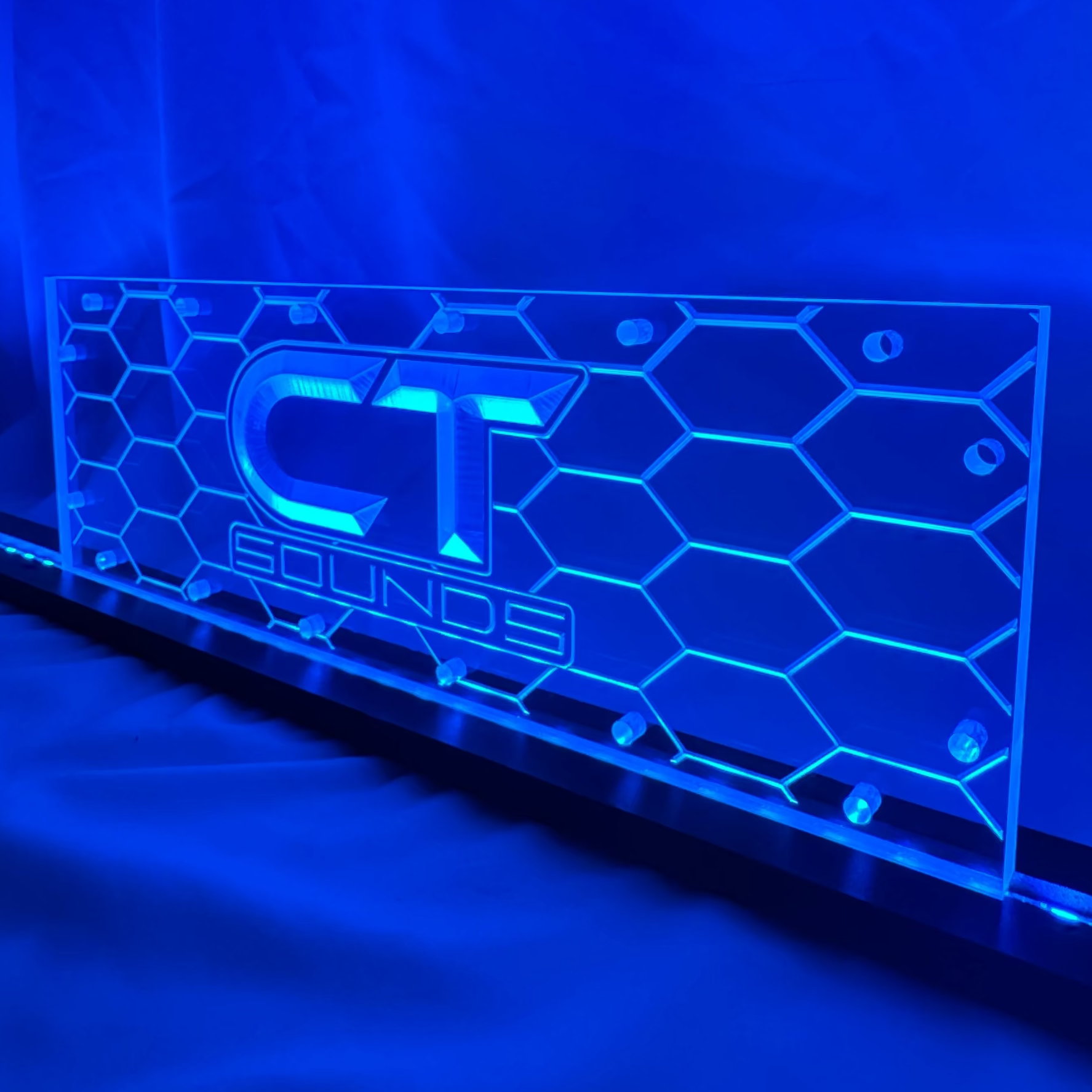 Sound Authority Plexiglass - 15