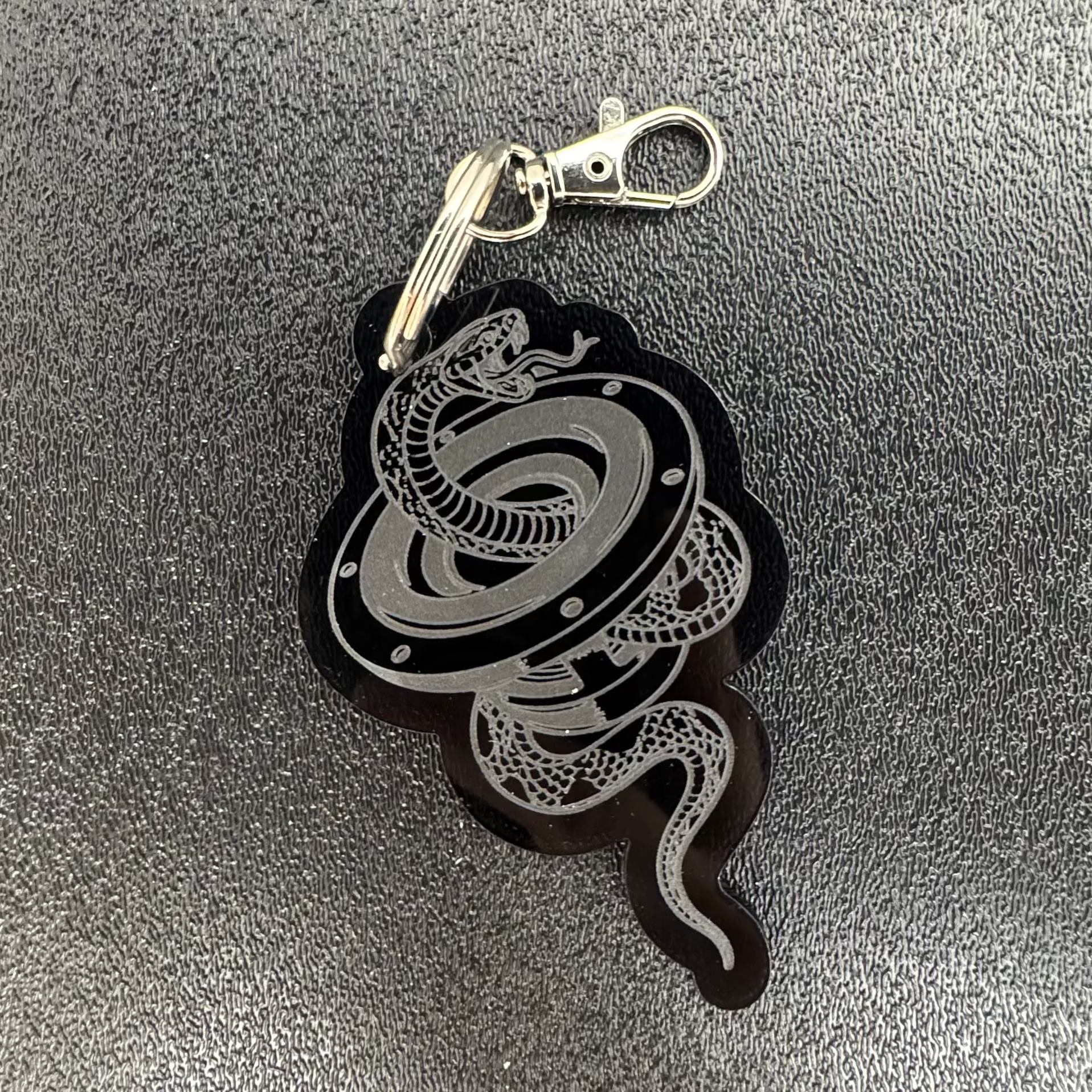 Louder Keychain Snake in Sub