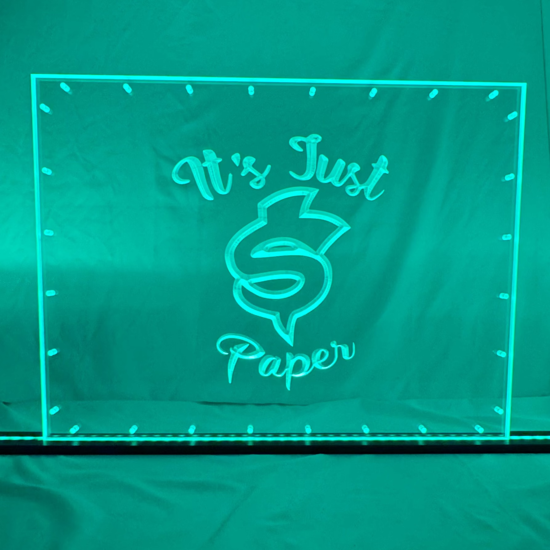 Sound Authority Plexiglass - 24