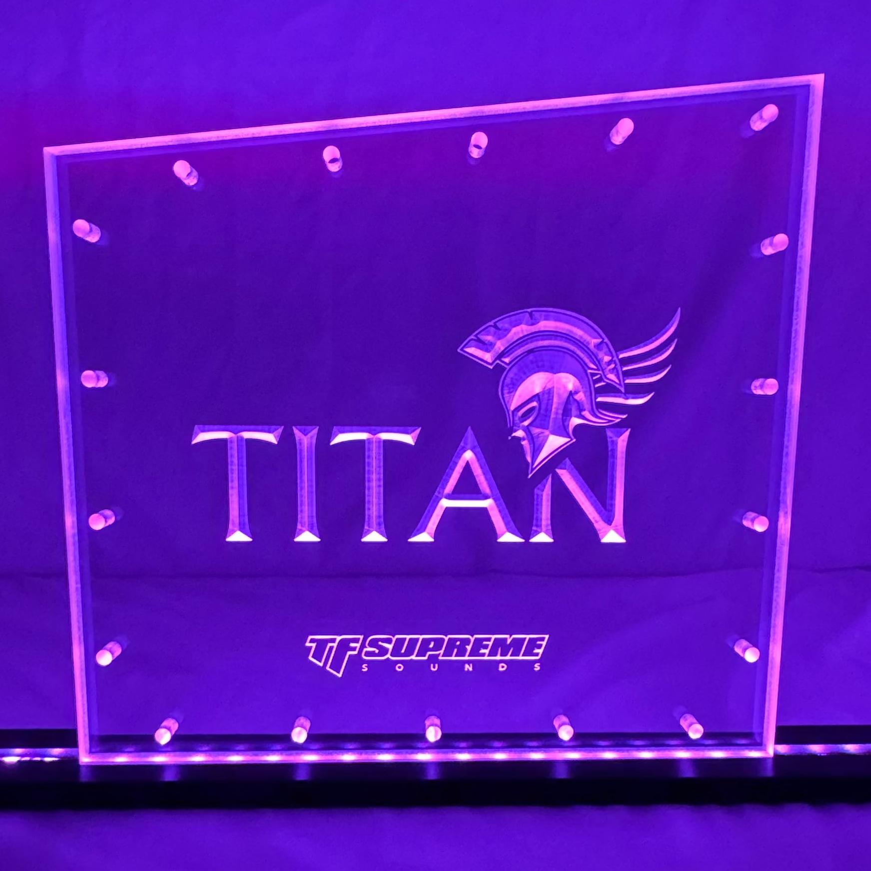 Sound Authority Plexiglass - 12