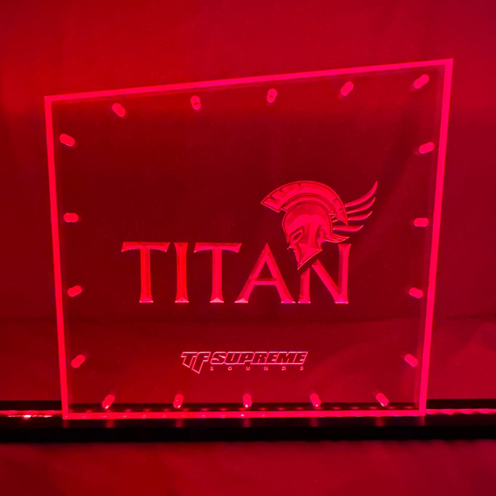 Sound Authority Plexiglass - 12