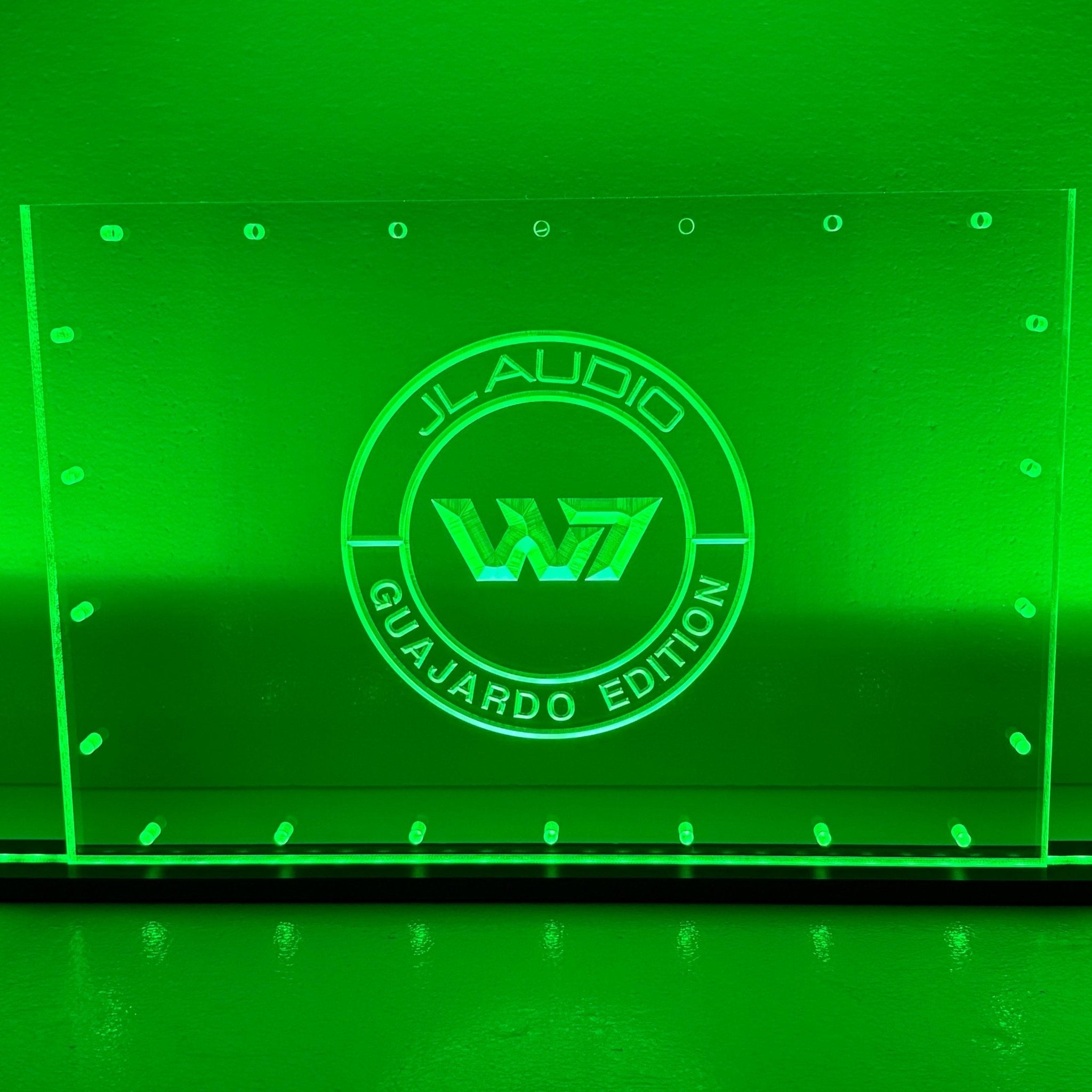 Sound Authority Plexiglass - 18