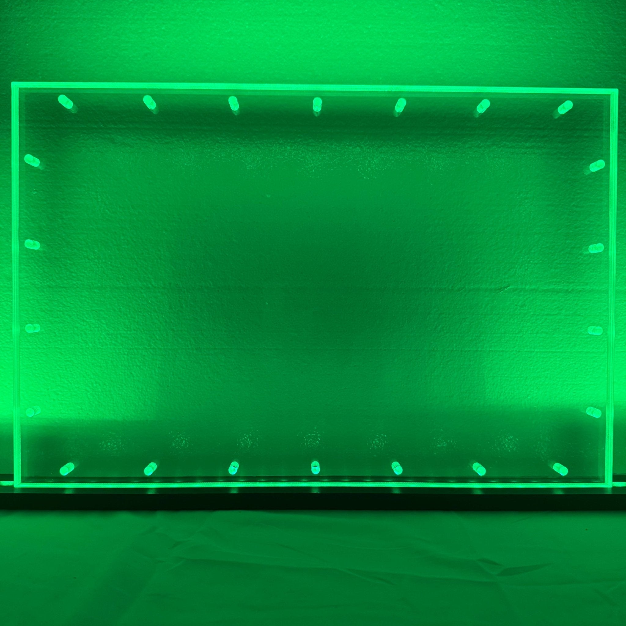 Sound Authority Plexiglass - 18