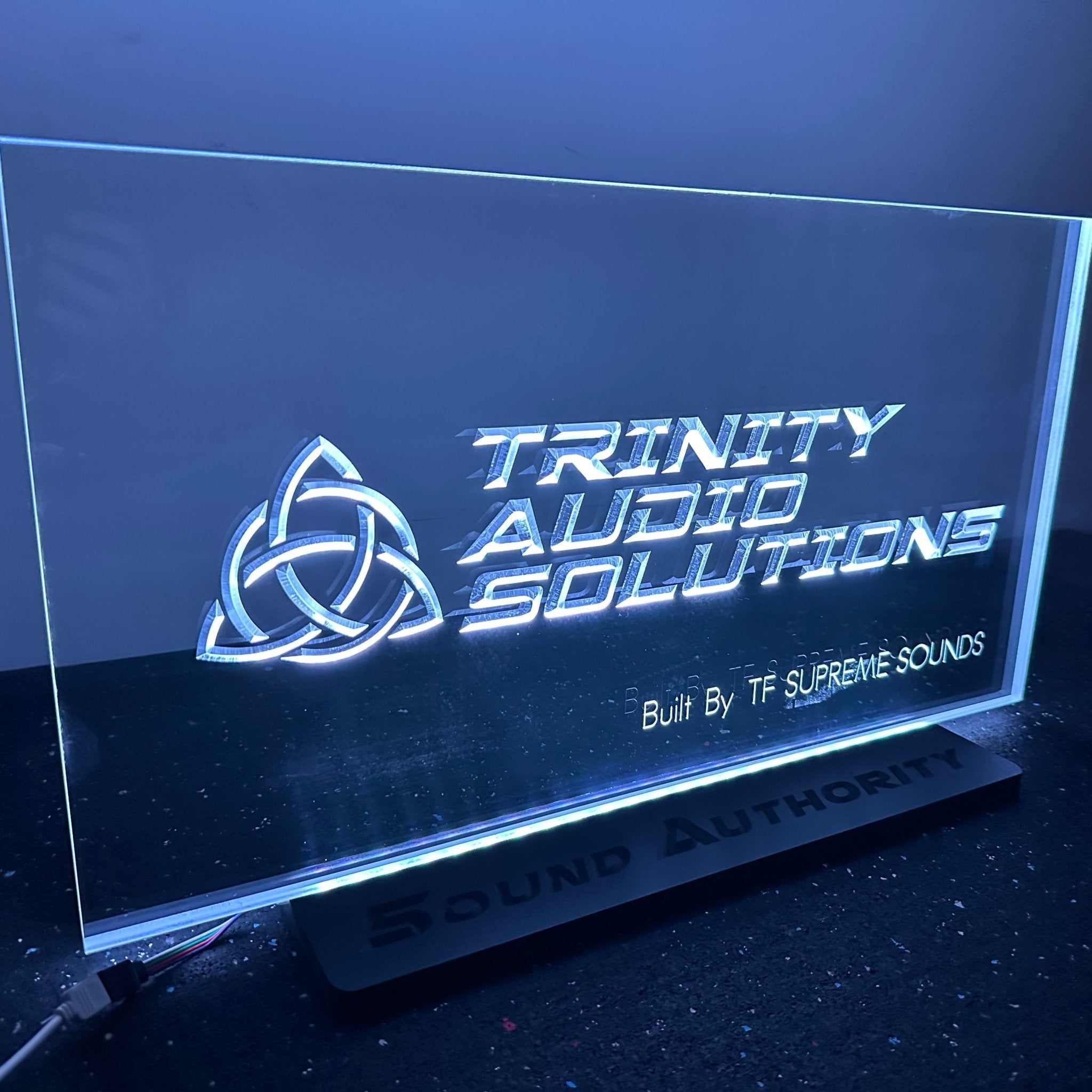 Sound Authority Plexiglass - 24