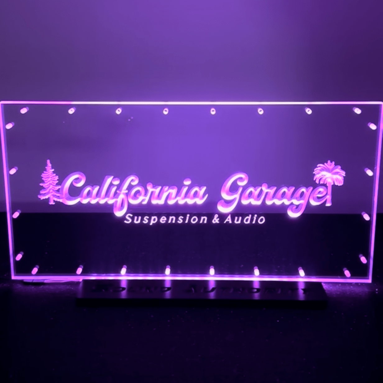 Sound Authority Plexiglass - 24