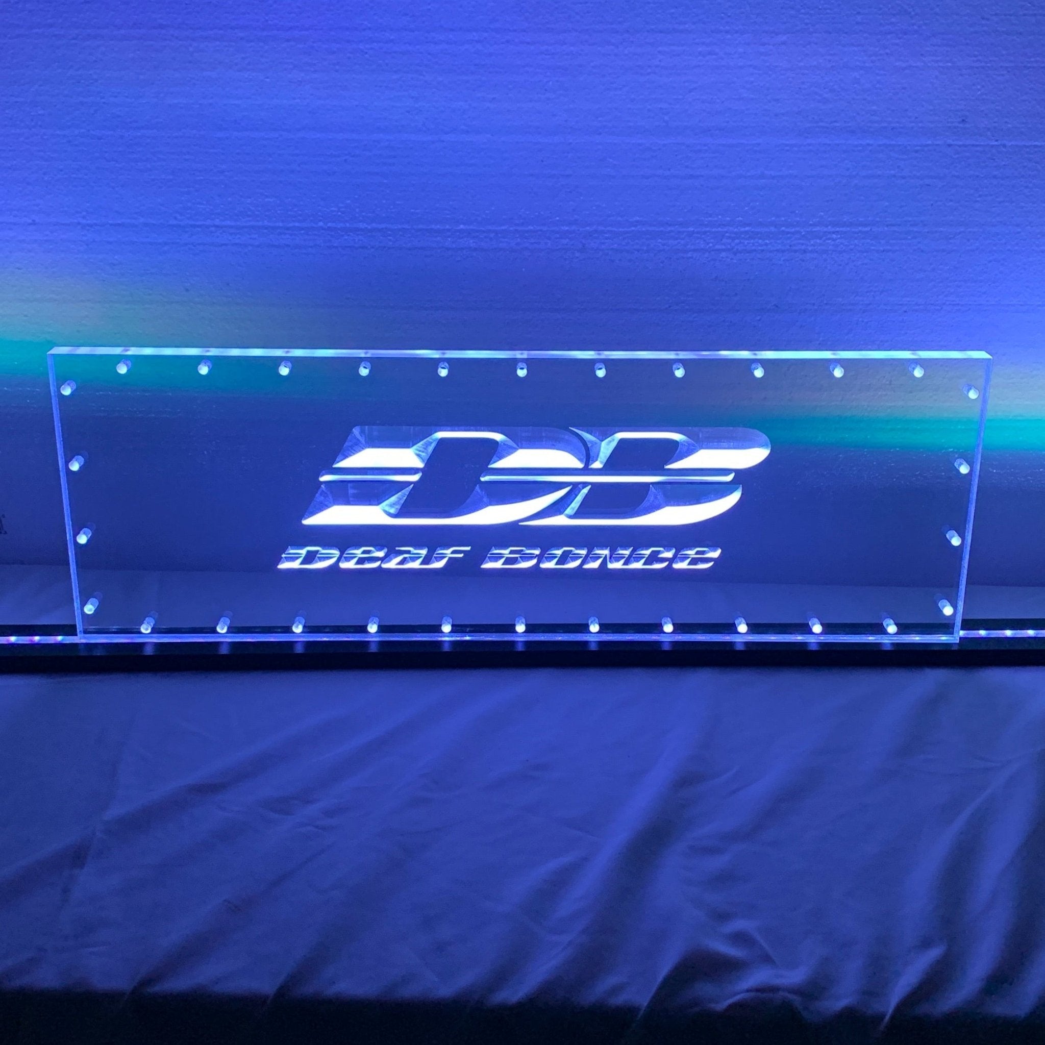 Sound Authority Plexiglass - 24