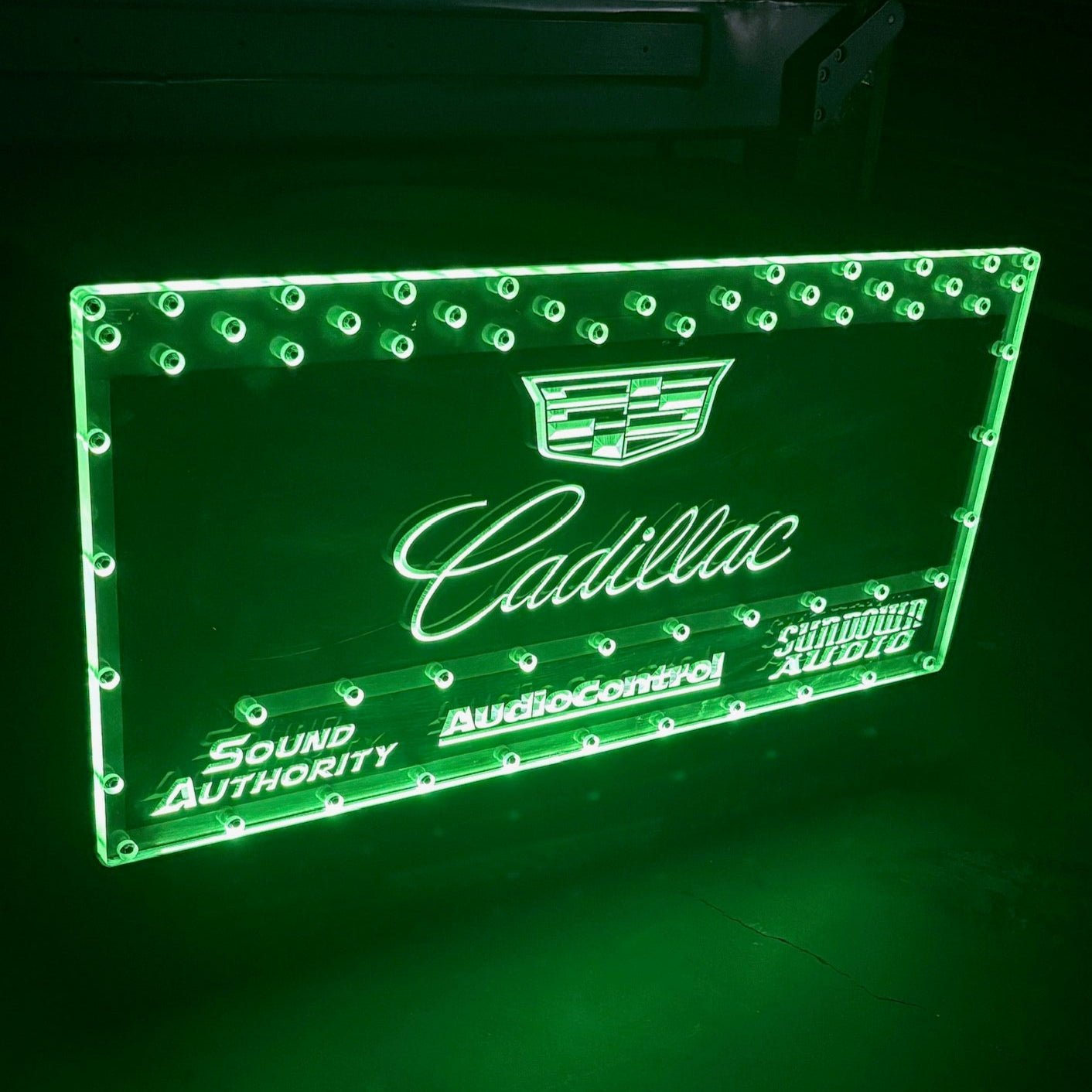 Sound Authority Plexiglass - 36